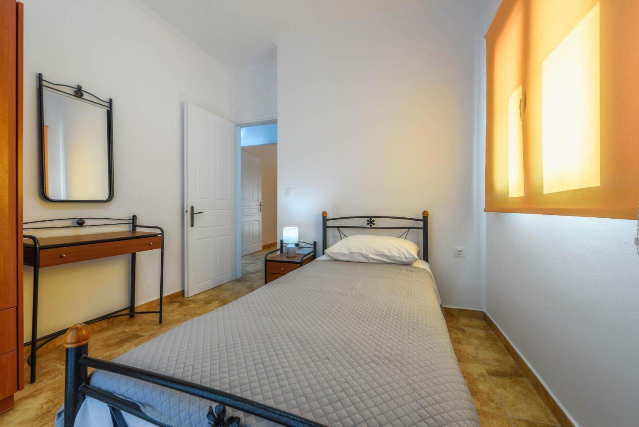 Alonaki Apartments Agios Leon Exterior photo